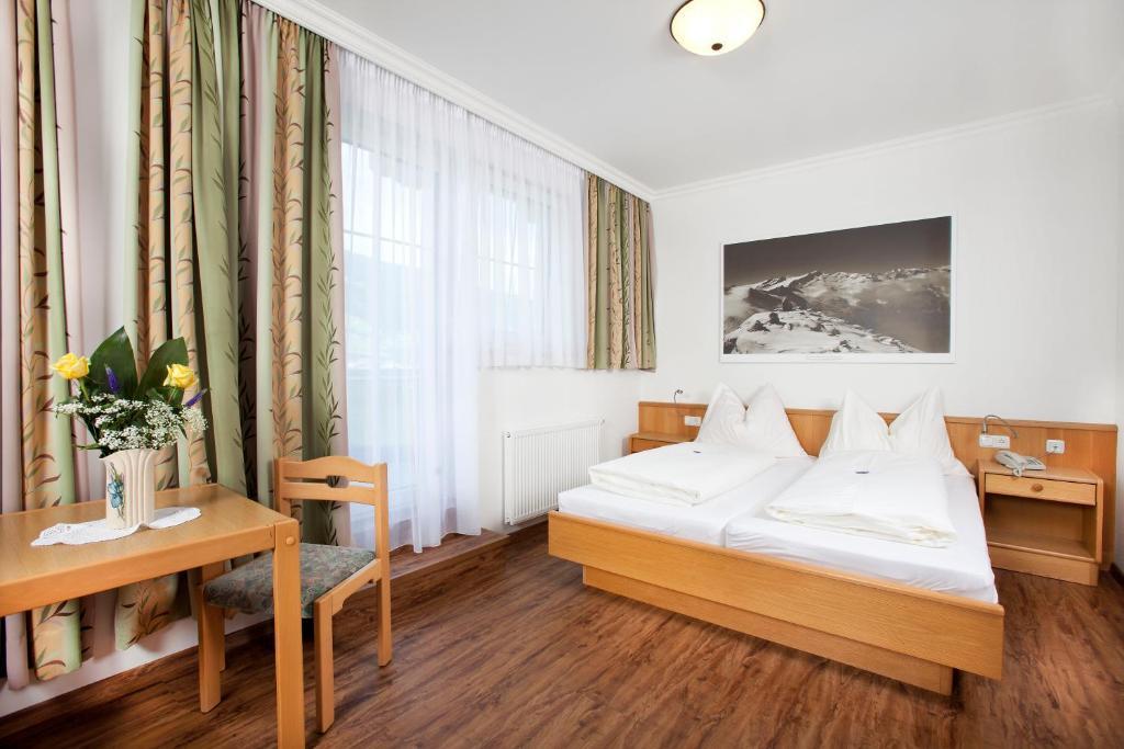 Hotel Grundlhof Брамберг-ам-Вильдкогель Номер фото
